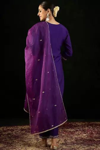 Round Neck Ethnic Motifs Embroidered Sequinned Kurta with Trouser & Dupatta