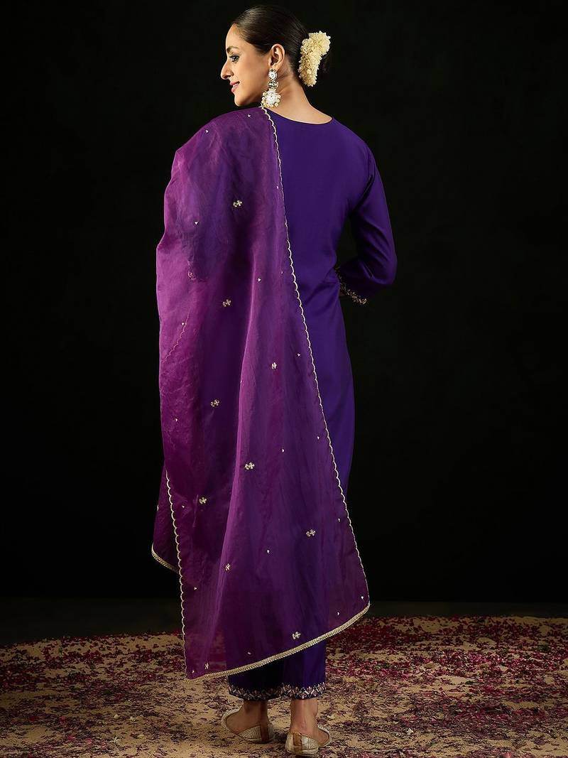 Round Neck Ethnic Motifs Embroidered Sequinned Kurta with Trouser & Dupatta