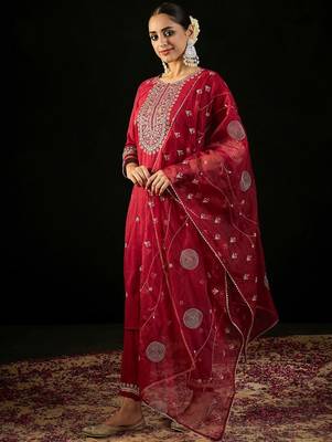 Round Neck Floral Embroidered Straight Kurta with Trouser & Dupatta 5