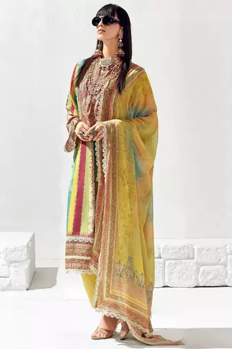 Women Ethnic Motifs Printed Regular Thread Work Kurta Trousers With Dupatta