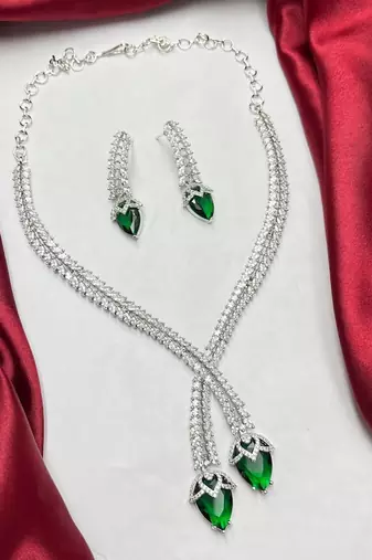 Emerald Green Crystal Bridal Jewelry Set – Marquise CZ Silver Choker Necklace, Dangle Earrings