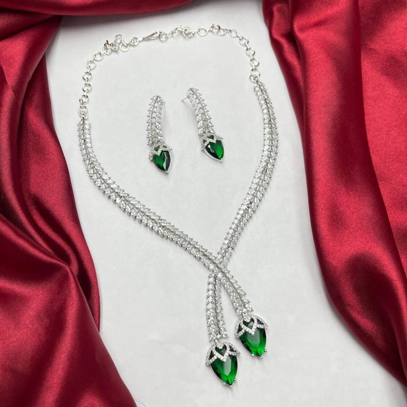 Emerald Green Crystal Bridal Jewelry Set – Marquise CZ Silver Choker Necklace, Dangle Earrings