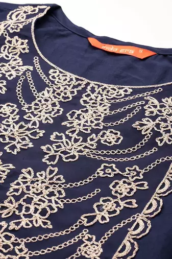Yoke Design Thread Work Kurta With Trousers & Dupatta