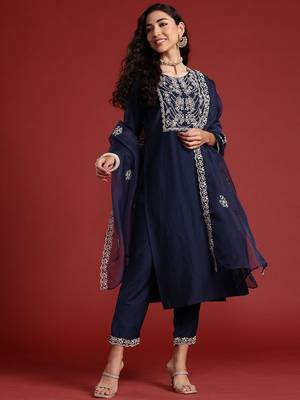 Yoke Design Thread Work Kurta With Trousers & Dupatta 5
