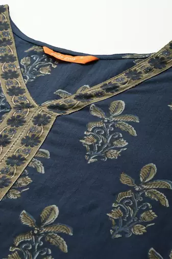 Floral Printed Pure Cotton Kurta With Trousers & Dupatta