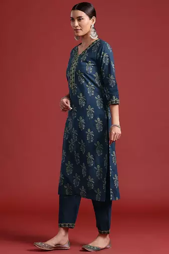 Floral Printed Pure Cotton Kurta With Trousers & Dupatta