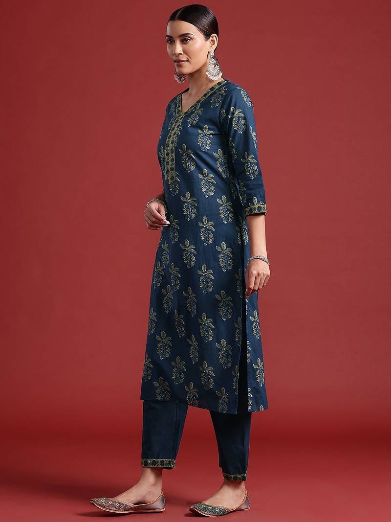 Floral Printed Pure Cotton Kurta With Trousers & Dupatta