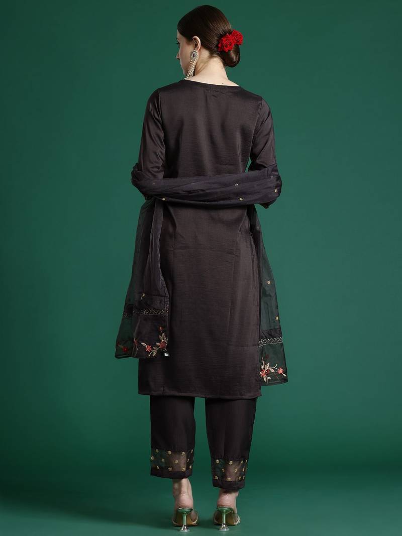 Floral Embroidered Kurta With Trousers & Dupatta