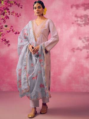 Mauve Ethnic Motifs Embroidered Regular Kurta with Trousers & Dupatta 1