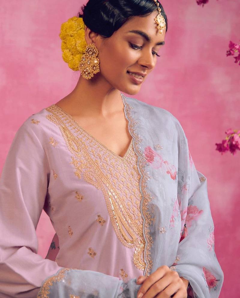 Mauve Ethnic Motifs Embroidered Regular Kurta with Trousers & Dupatta
