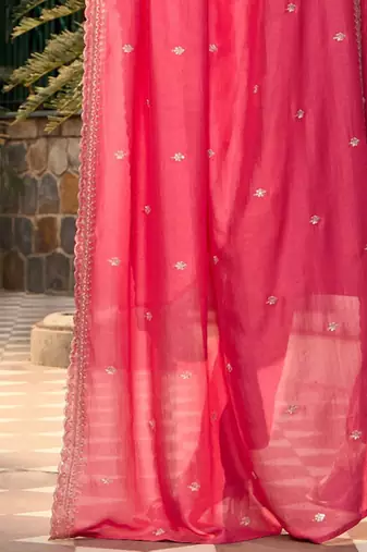 Floral Embroidered Regular Thread Work Straight Kurta with Trousers & Dupatta