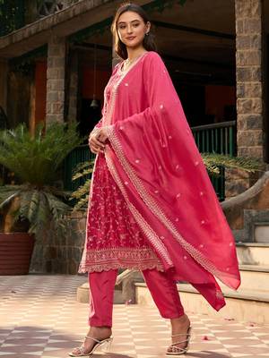 Floral Embroidered Regular Thread Work Straight Kurta with Trousers & Dupatta 4