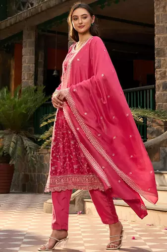 Floral Embroidered Regular Thread Work Straight Kurta with Trousers & Dupatta