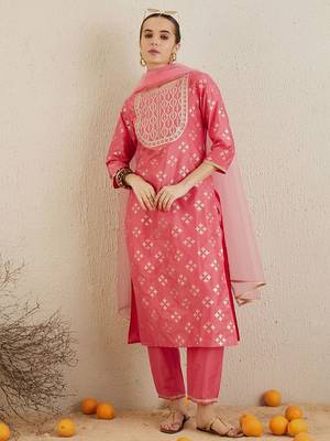 Printed Regular Kurta with Trousers & Dupatta 3