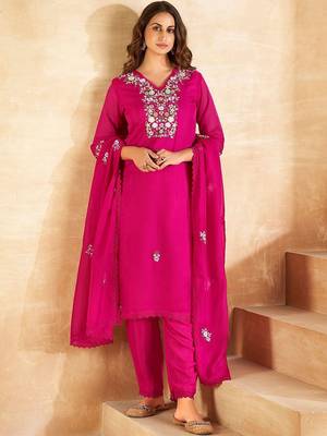 Floral Embroidered Regular Kurta With Trousers & Dupatta 1
