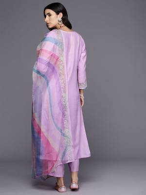 women floral embroidered regular  cotton kurta with trousers & dupatta 7