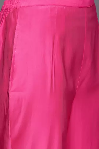 Women Embroidered Regular Thread Work Liva Kurta with Trousers & With Dupatta