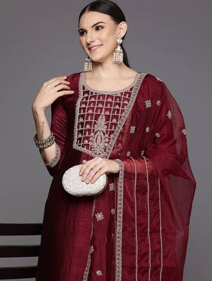 Women Ethnic Motifs Yoke Design Regular Sequinned Kurta with Trousers & Dupatta 2