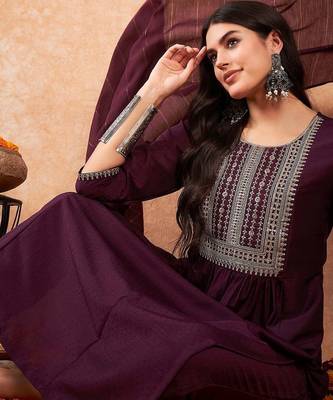 Women Yoke Design Empire Sequinned Kurta with Trousers & Dupatta 2