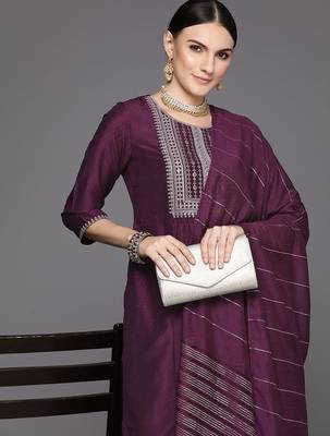 Women Yoke Design Empire Sequinned Kurta with Trousers & Dupatta 9