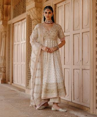 Daisy ivory embroidered silk chanderi anarkali set 1