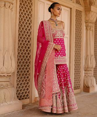 Hot pink embroidered silk chanderi gharara set 3