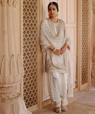 Daisy ivory embroidered silk chanderi kurta set 1