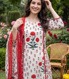 Women Floral Printed Regular Pure Cotton Kurta with Trousers & With Dupatta