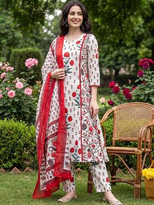 Women Floral Printed Regular Pure Cotton Kurta with Trousers & With Dupatta 5