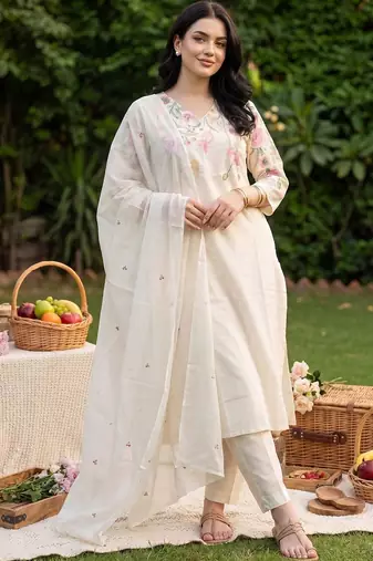 Women Floral Embroidered Regular Thread Work Pure Cotton Kurta with Trousers & With Dupatta