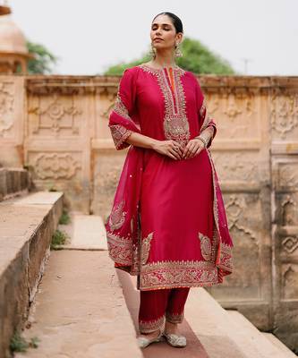 Hot pink embroidered silk chanderi long kurti set 1