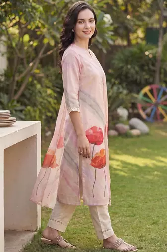Women Floral Printed Regular Linen Kurta with Trousers & With Dupatta