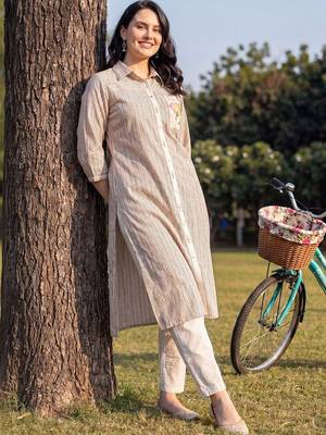 Women Ethnic Motifs Printed Regular Pure Cotton Kurta with Trousers 3