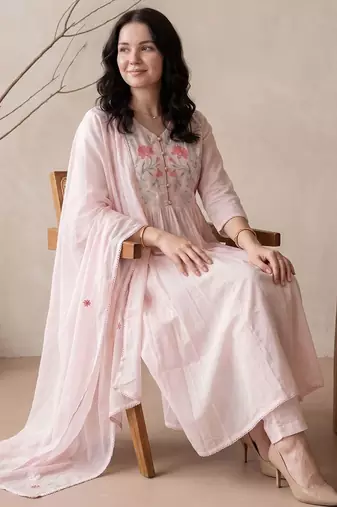 Women Floral Embroidered Empire Thread Work Pure Cotton Kurta with Trousers & With Dupatta