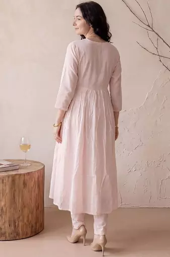 Women Floral Embroidered Empire Thread Work Pure Cotton Kurta with Trousers & With Dupatta