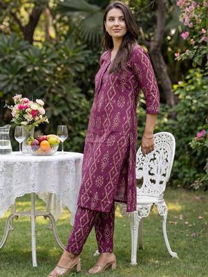 Women Ethnic Motifs Printed Regular Pure Cotton Kurta with Trousers 4