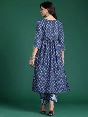 Floral Printed Empire Pure Cotton Kurta with Trousers 7