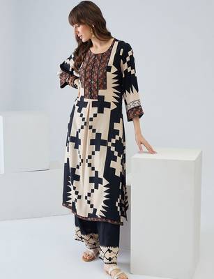 Women Printed Regular Thread Work Kurta with Palazzos 1
