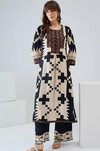 Women Printed Regular Thread Work Kurta with Palazzos