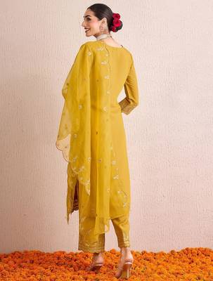 Women Ethnic Motifs Embroidered Regular Gotta Patti Kurta with Trousers & With Dupatta 6