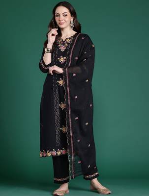 Floral Embroidered Pure Cotton Kurta with Trousers & Dupatta 7