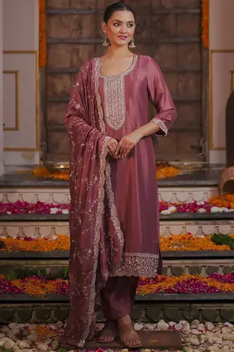 Ethnic Motifs Embroidered Kurta With Trousers & Dupatta