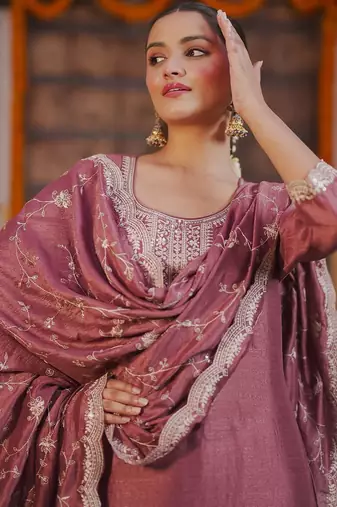 Ethnic Motifs Embroidered Kurta With Trousers & Dupatta