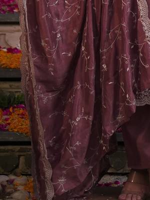 Ethnic Motifs Embroidered Kurta With Trousers & Dupatta 5