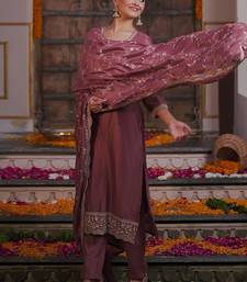 Ethnic Motifs Embroidered Kurta With Trousers & Dupatta