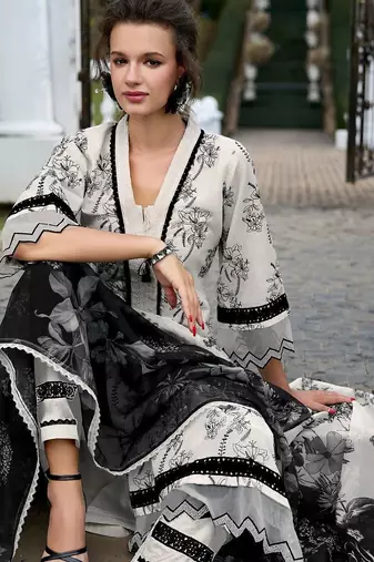 Women Floral Printed Regular Pure Cotton Kurta with Trousers & With Dupatta