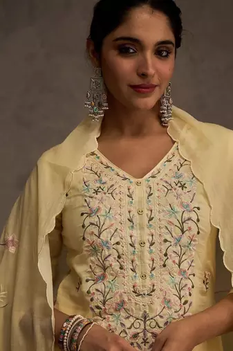 Women Floral Embroidered Pure Cotton Kurta with Trousers & Dupatta