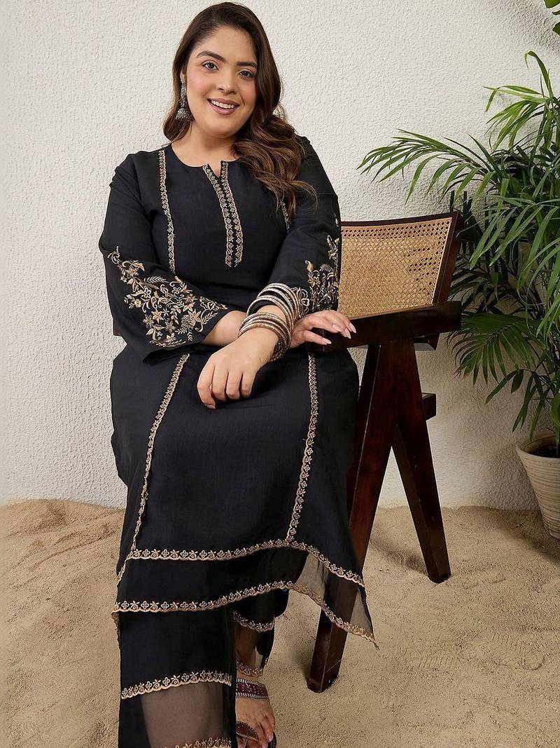Plus Size Ethnic Motifs Embroidered Regular Thread Work Kurta with Trousers