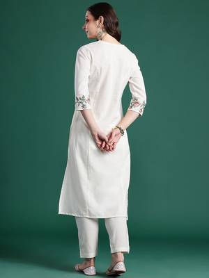 Floral Embroidered Pure Cotton Kurta with Trousers 5