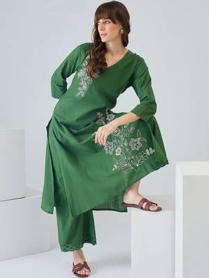 Women Floral Embroidered Regular Thread Work Pure Cotton Kurta with Trousers 3
